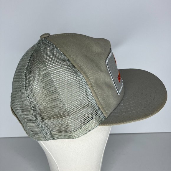 Vintage International Trucks Snapback Made in USA Gray Mesh Trucker Patch Hat - Picture 3 of 9